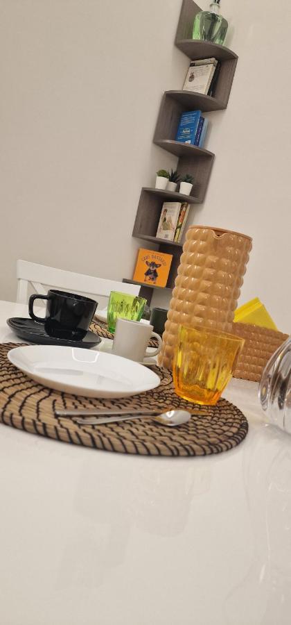 Appartamento B&B La Dimora Di Parthenope Naples Luaran gambar