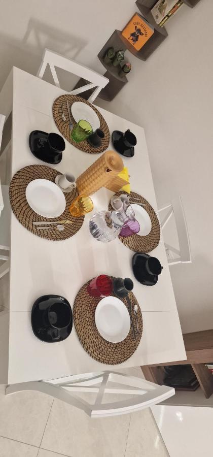 Appartamento B&B La Dimora Di Parthenope Naples Luaran gambar