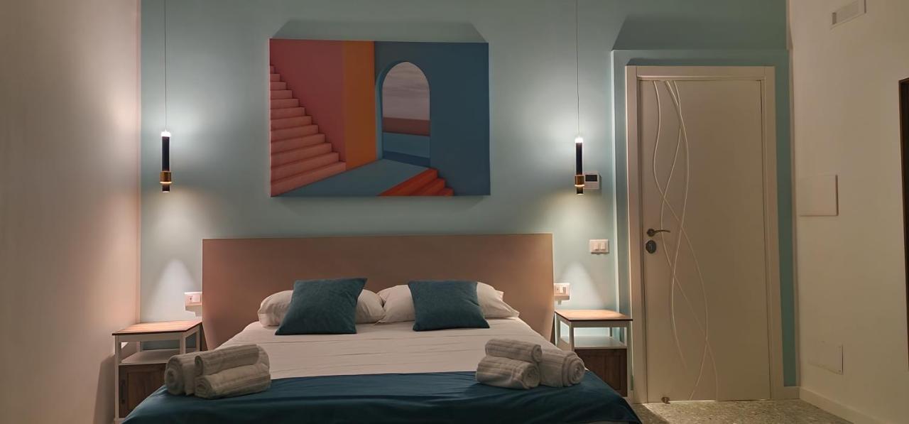 Appartamento B&B La Dimora Di Parthenope Naples Luaran gambar