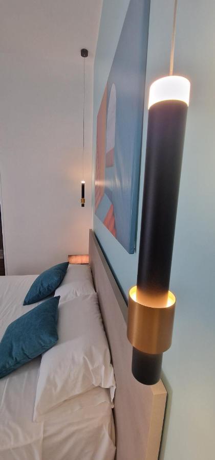 Appartamento B&B La Dimora Di Parthenope Naples Luaran gambar