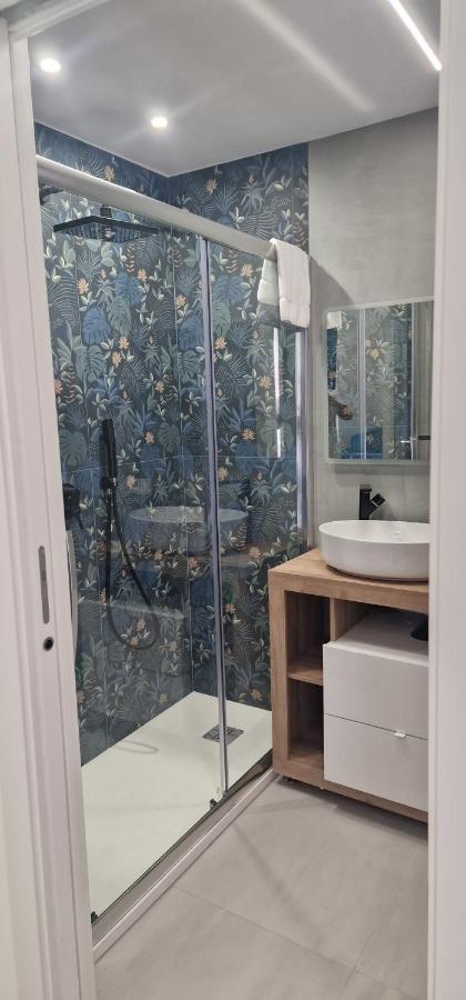 Appartamento B&B La Dimora Di Parthenope Naples Luaran gambar