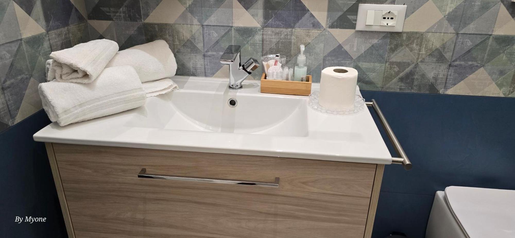 Appartamento B&B La Dimora Di Parthenope Naples Luaran gambar